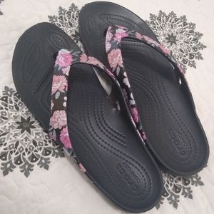 Women's Floral CROCS Flip-flops